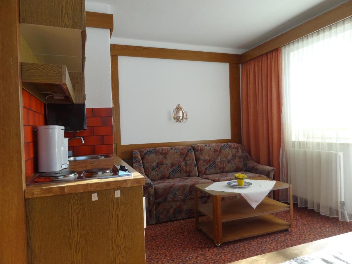 Appartements Loisachpromenade エールヴァルト エクステリア 写真