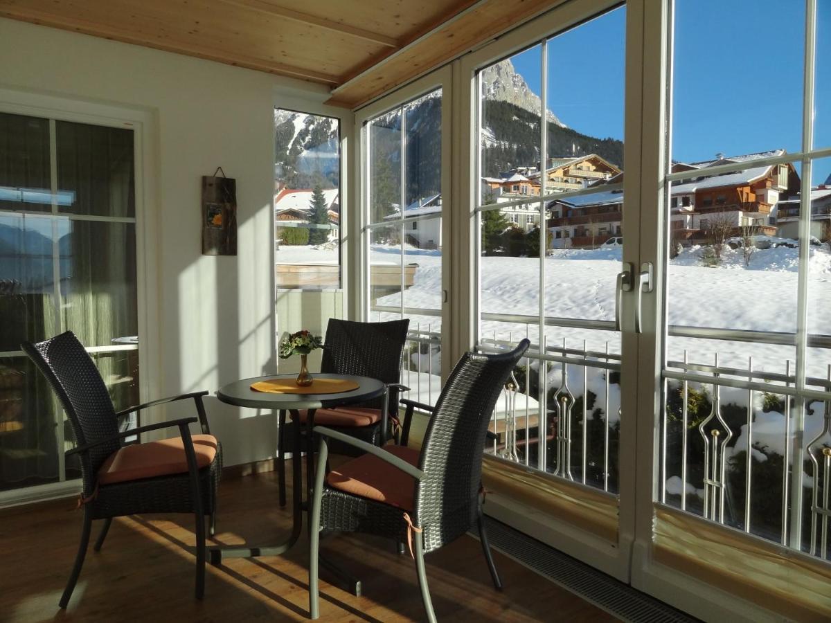 Appartements Loisachpromenade エールヴァルト エクステリア 写真