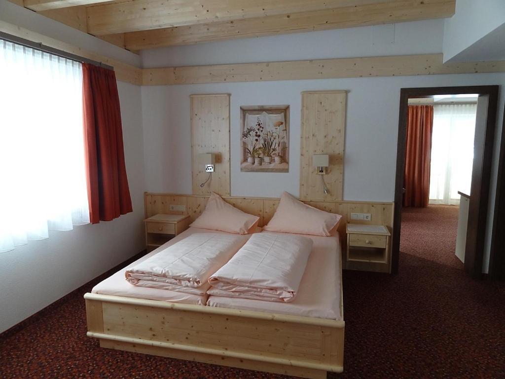 Appartements Loisachpromenade エールヴァルト エクステリア 写真